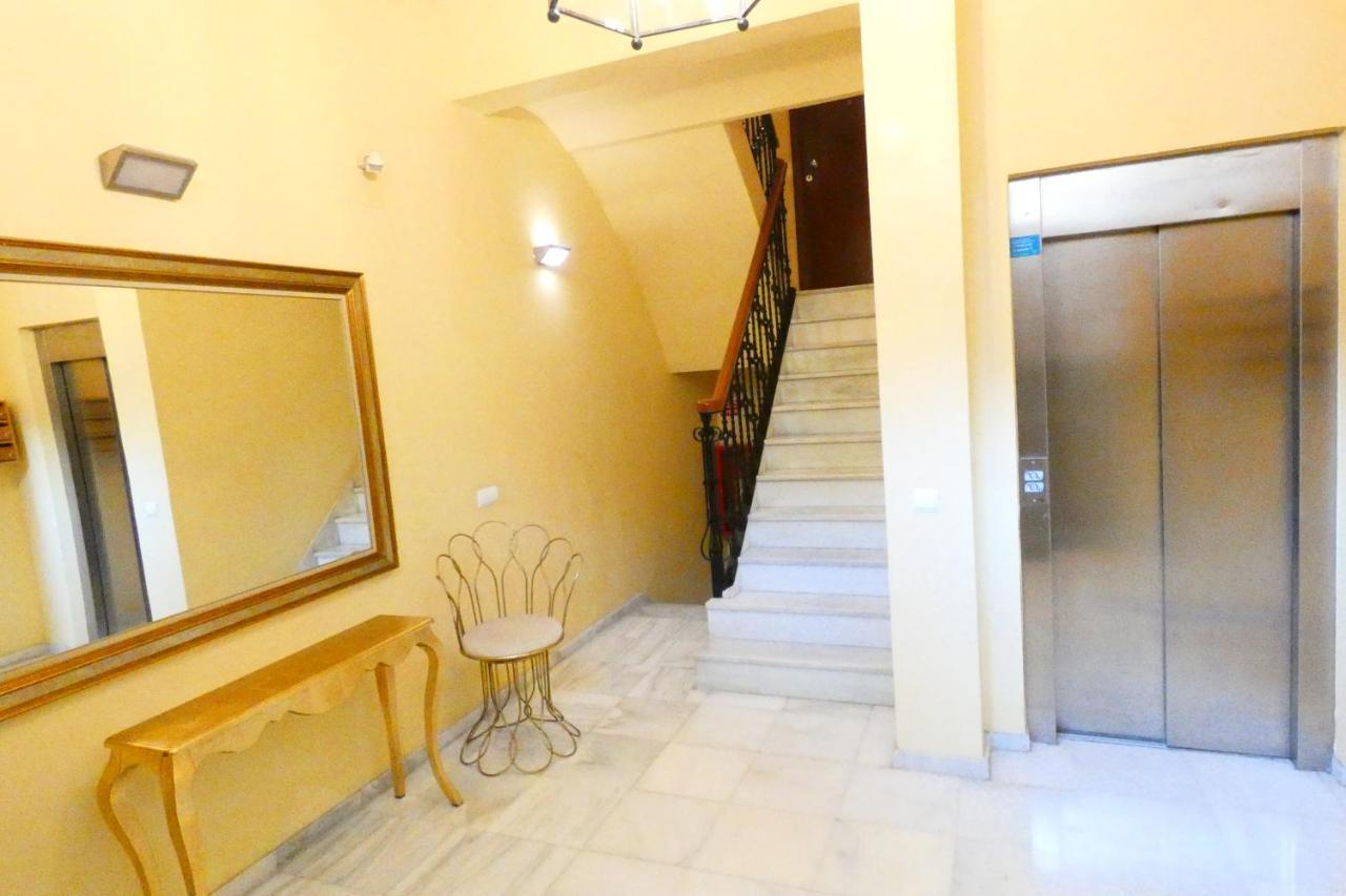 Appartement Homeyseville-luxury Arenal 6 Pax, Parking Optional Séville